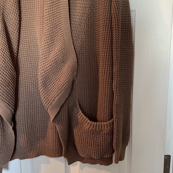 Camel coloured oversized cardigan - Picture 2 of 3
